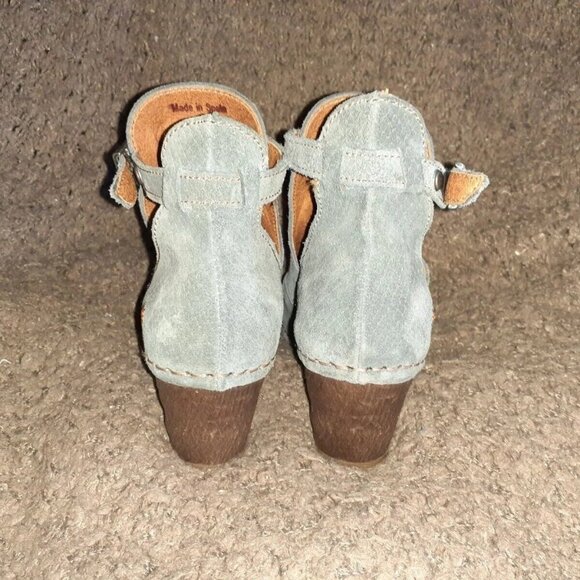 ART-Bye Bye Suela-Gray Blue Suede Booties-Buckle Ankle Strap-Sz 37-Near Mint - Picture 6 of 7